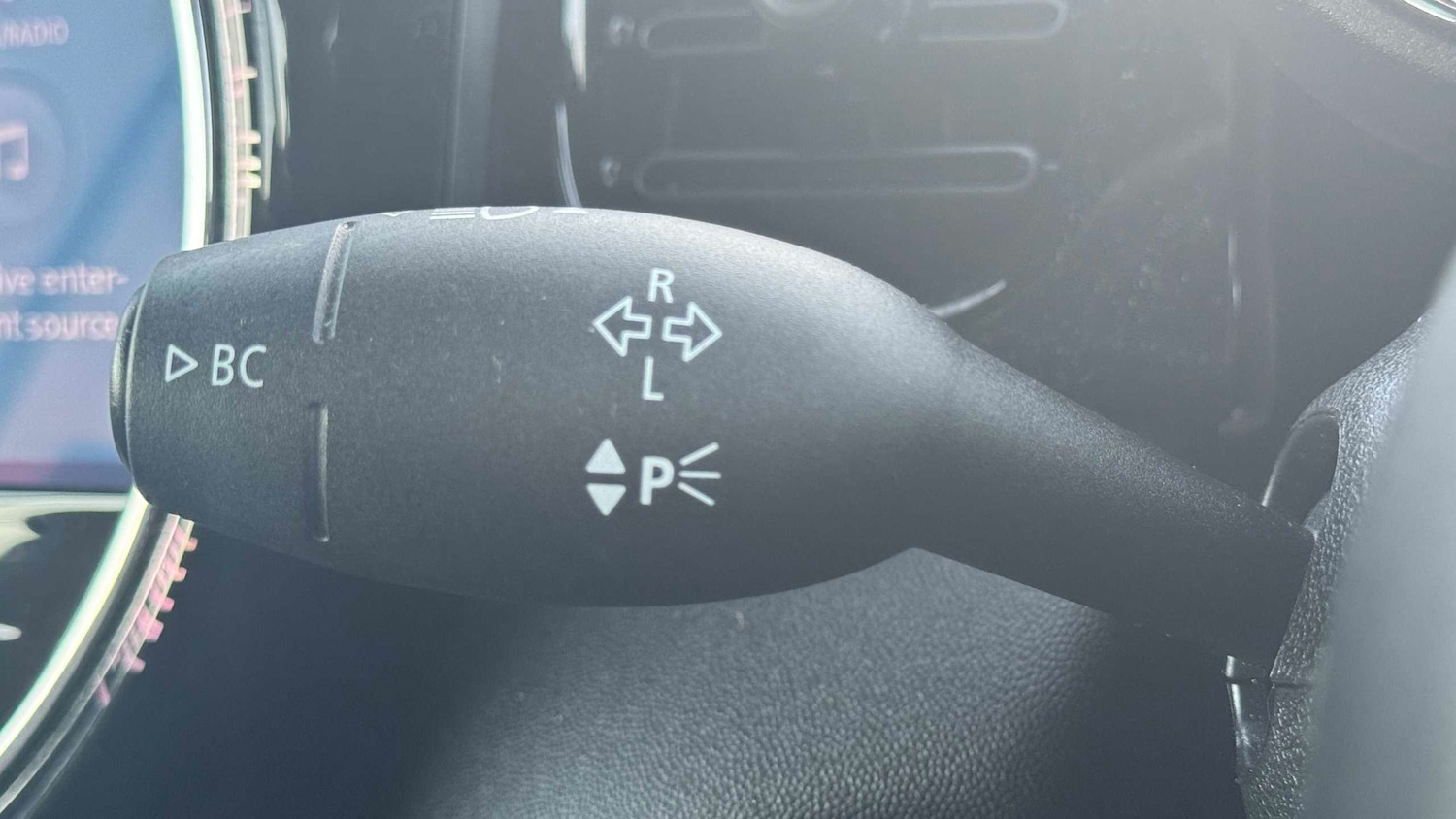 Used MINI Convertible 2022 for sale - 76610563: Photo 19