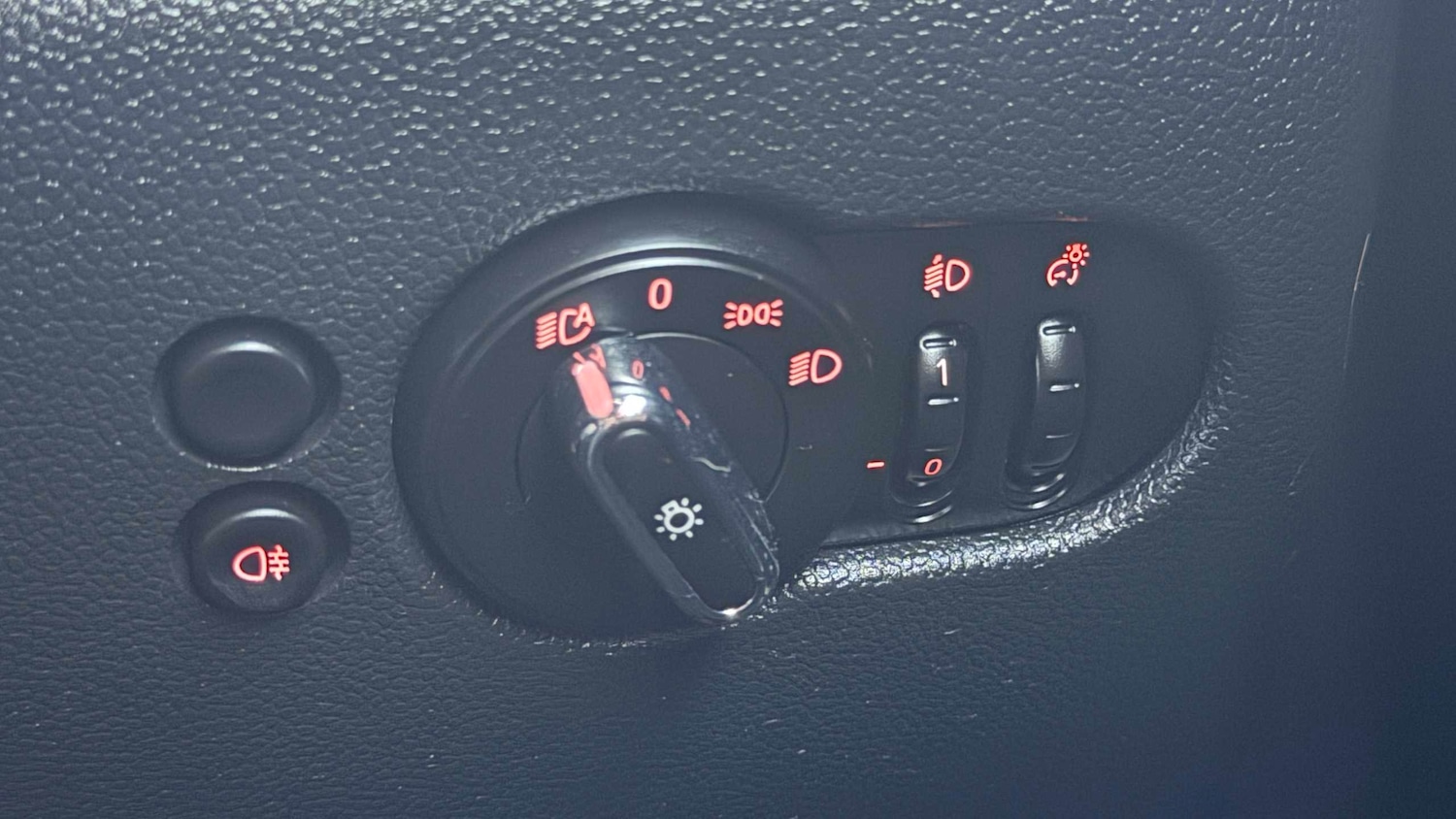 Used MINI Convertible 2022 for sale - 76610563: Photo 29