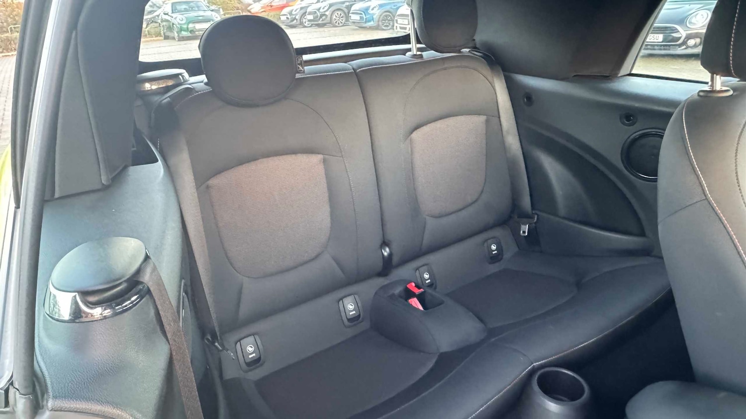 Used MINI Convertible 2022 for sale - 76610563: Photo 30