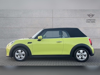 Used MINI Convertible 2022 for sale - 76610563: Photo