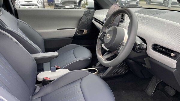 Used MINI Cooper 2024 for sale - 75217617: Photo 4