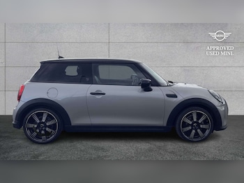 Used MINI Hatch 2023 for sale - 78869411: Photo