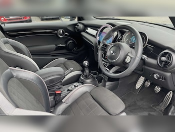 Used MINI Hatch 2022 for sale - 76141871: Photo 4