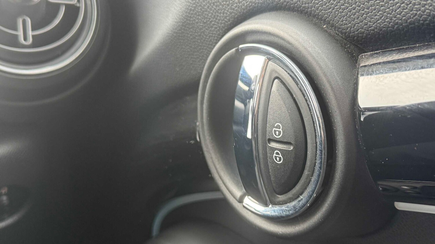 Used MINI Hatch 2023 for sale - 78188068: Photo 27