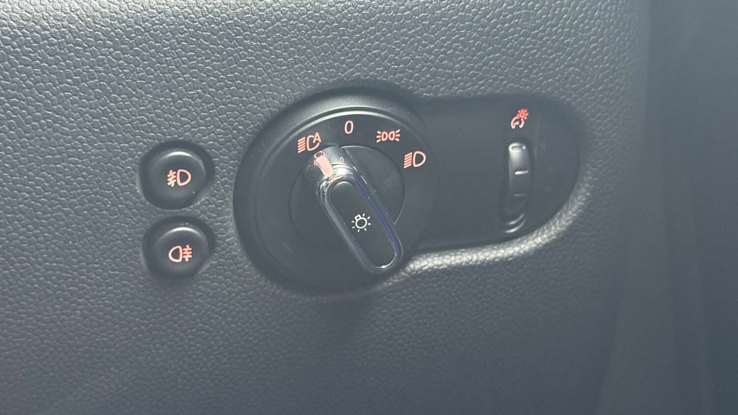 Used MINI Hatch 2016 for sale - 77996078: Photo 32