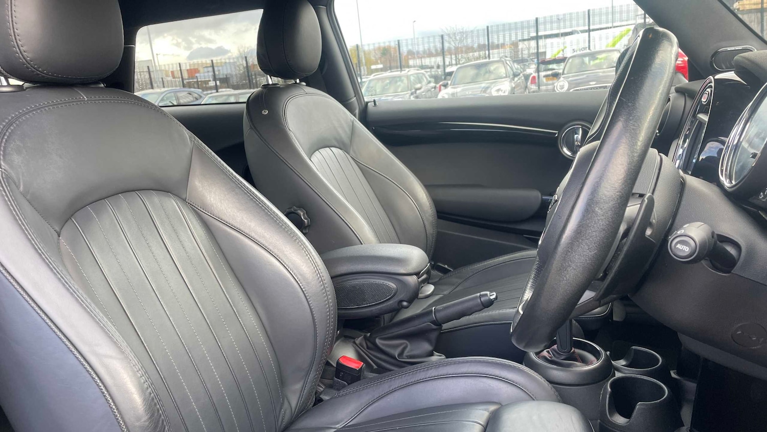 Used MINI Hatch 2019 for sale - 77886133: Photo 10