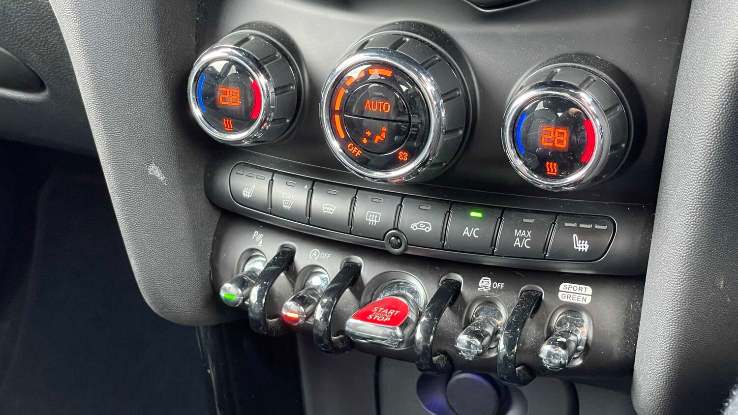 Used MINI Hatch 2019 for sale - 77886133: Photo 26