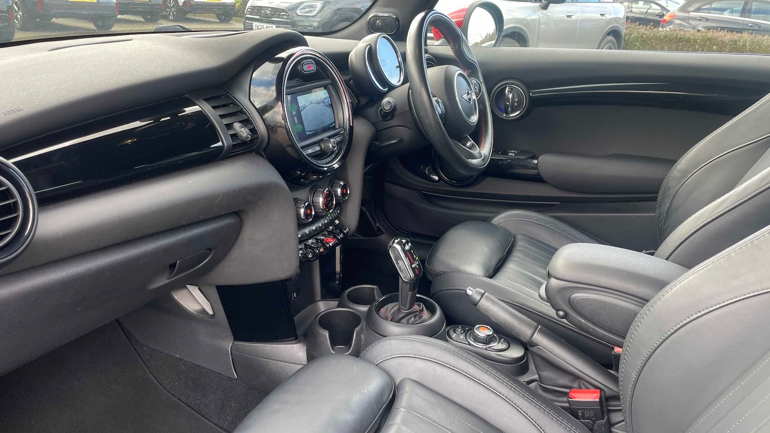 Used MINI Hatch 2019 for sale - 77886133: Photo 4