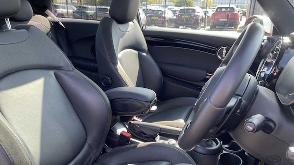 Used MINI Hatch 2022 for sale - 75603910: Photo 11