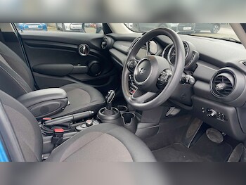 Used MINI Hatch 2019 for sale - 77414570: Photo