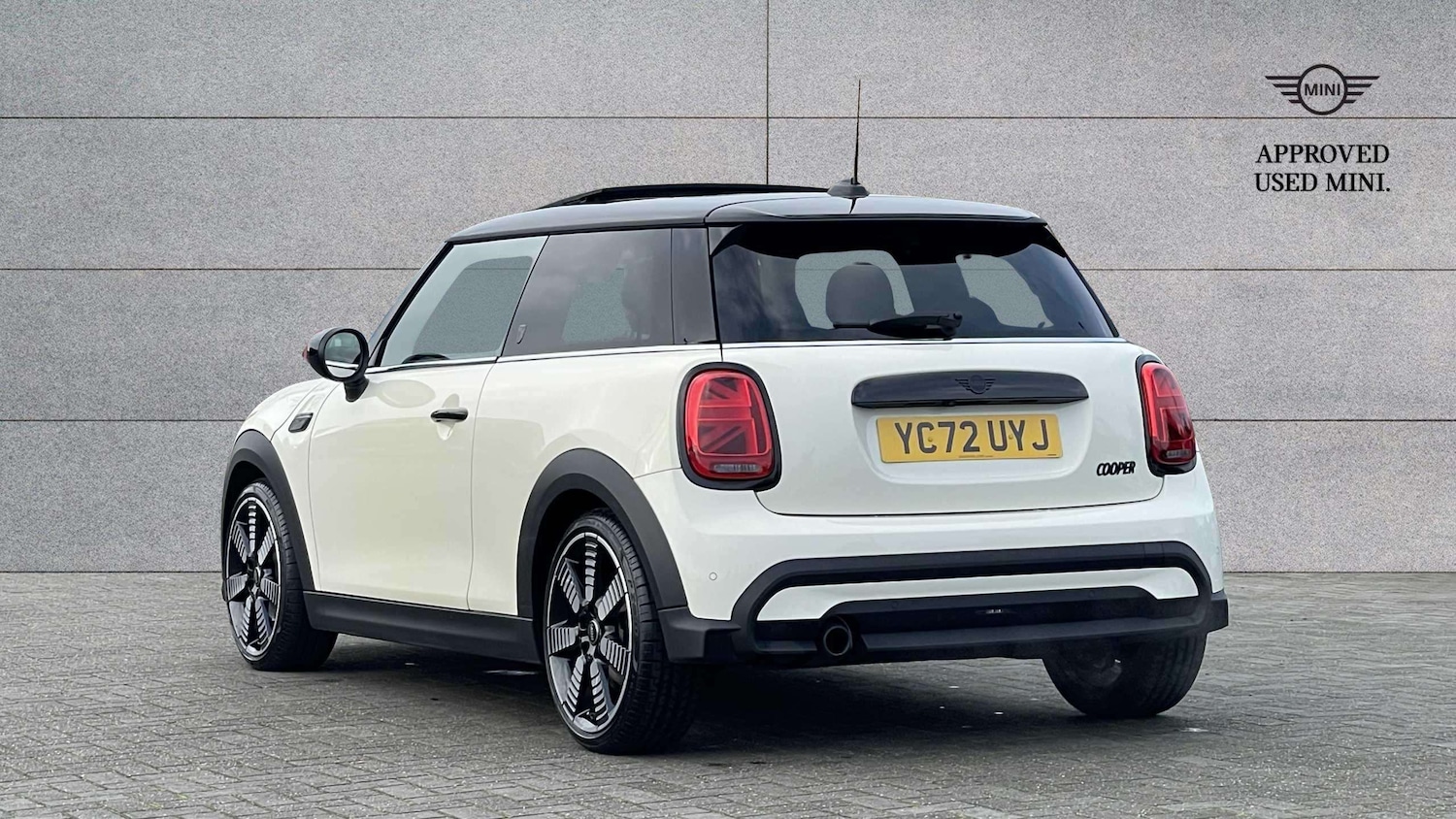 Used MINI Hatch 2022 for sale - 76515560: Photo 2