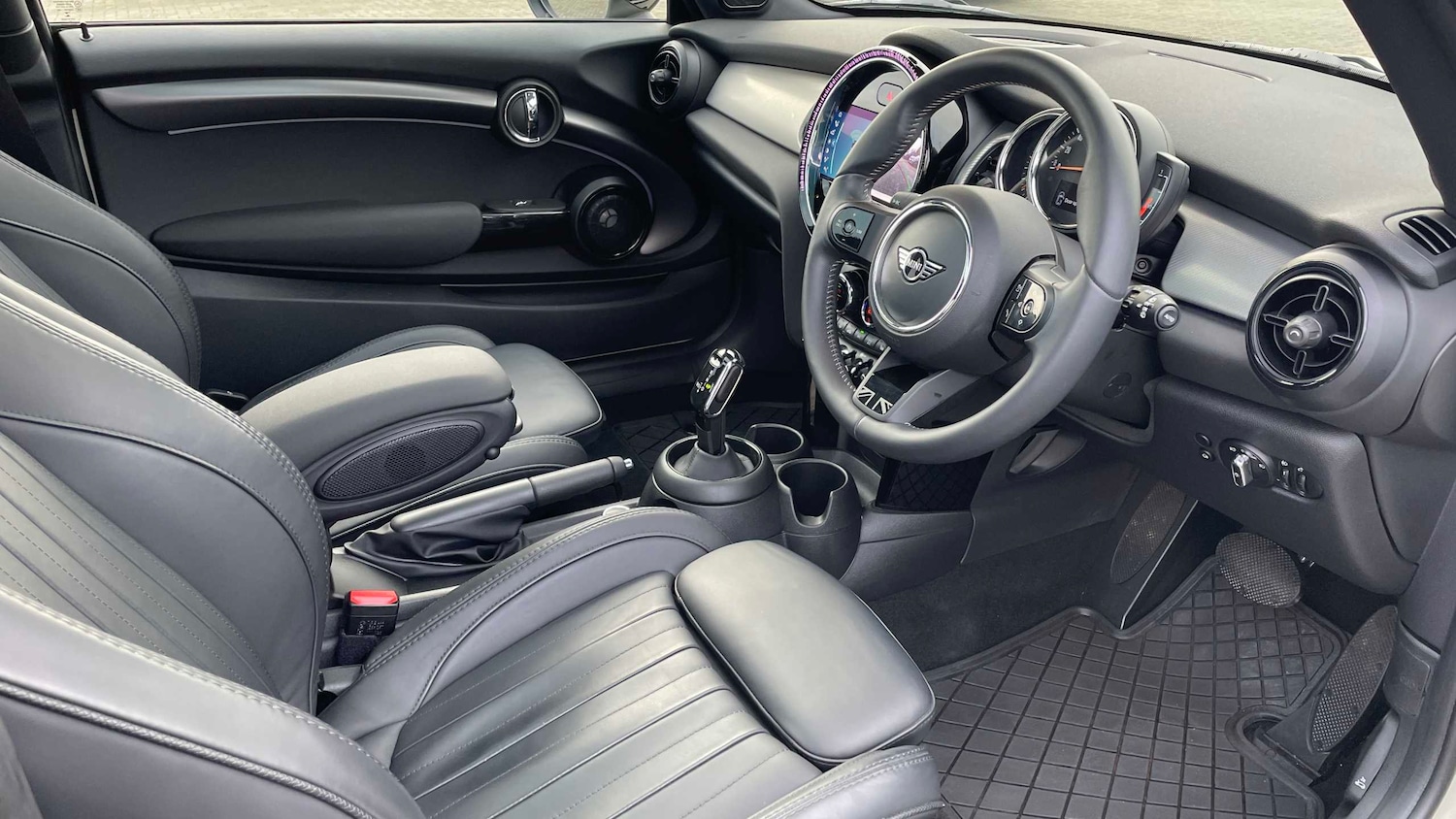 Used MINI Hatch 2022 for sale - 76515560: Photo 5