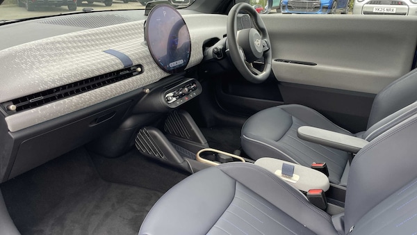 Used MINI Cooper 2024 for sale - 76205139: Photo 5