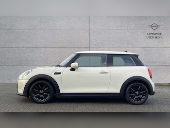 Used MINI Hatch 2022 for sale - 77347885: Photo