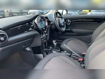 Used MINI Hatch 2022 for sale - 77347885: Photo