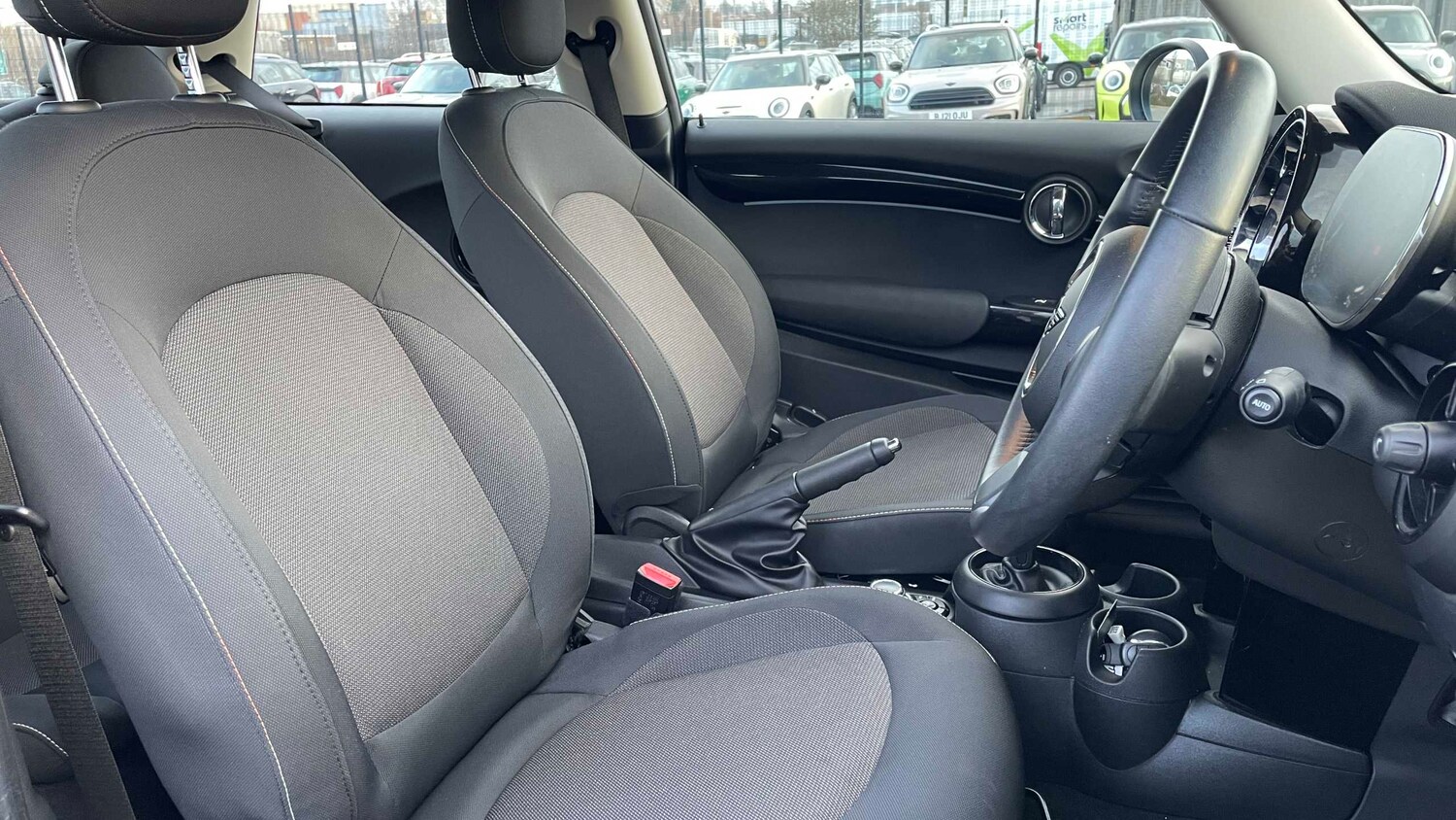 Used MINI Hatch 2022 for sale - 77347885: Photo 9