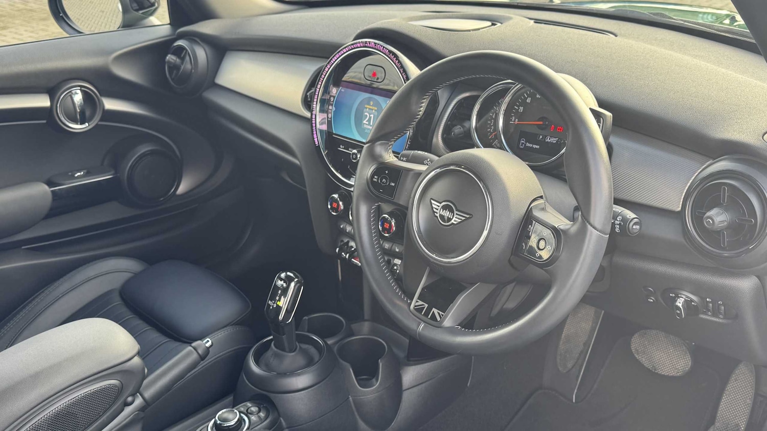 Used MINI Hatch 2022 for sale - 76339684: Photo 5