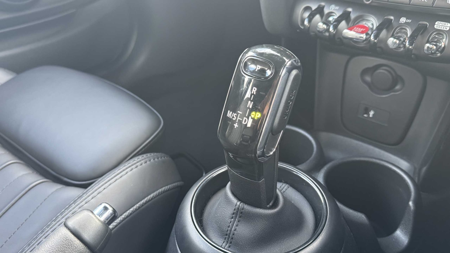 Used MINI Hatch 2022 for sale - 76339684: Photo 9