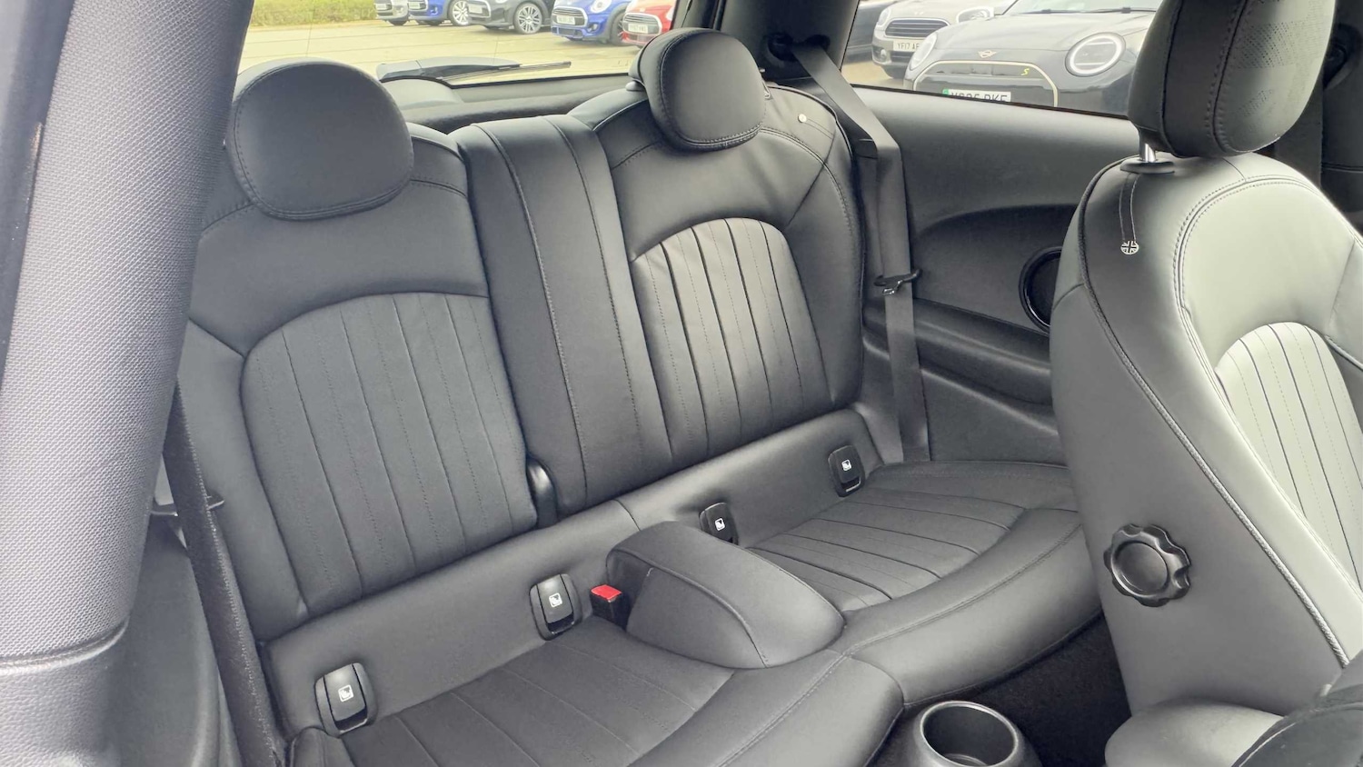 Used MINI Hatch 2023 for sale - 76401265: Photo 11