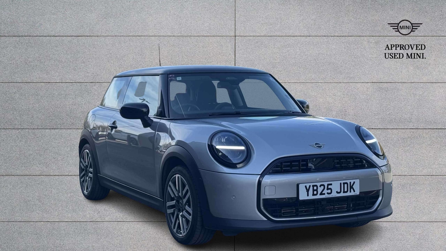 Used MINI Cooper 2025 for sale - 78161351: Photo 1