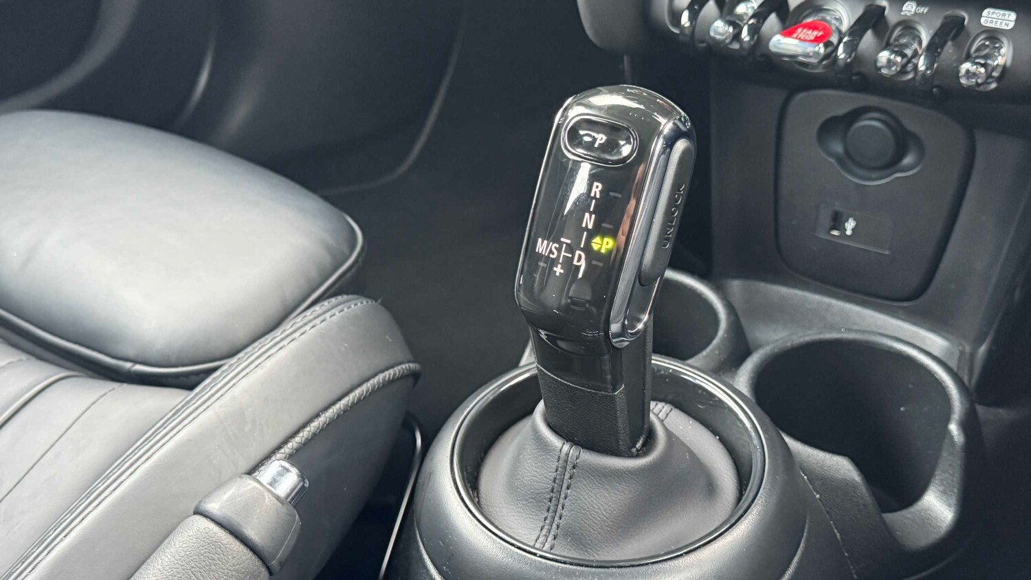 Used MINI Hatch 2023 for sale - 77995792: Photo 10