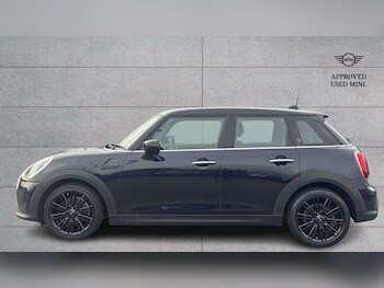 Used MINI Hatch 2023 for sale - 77995792: Photo