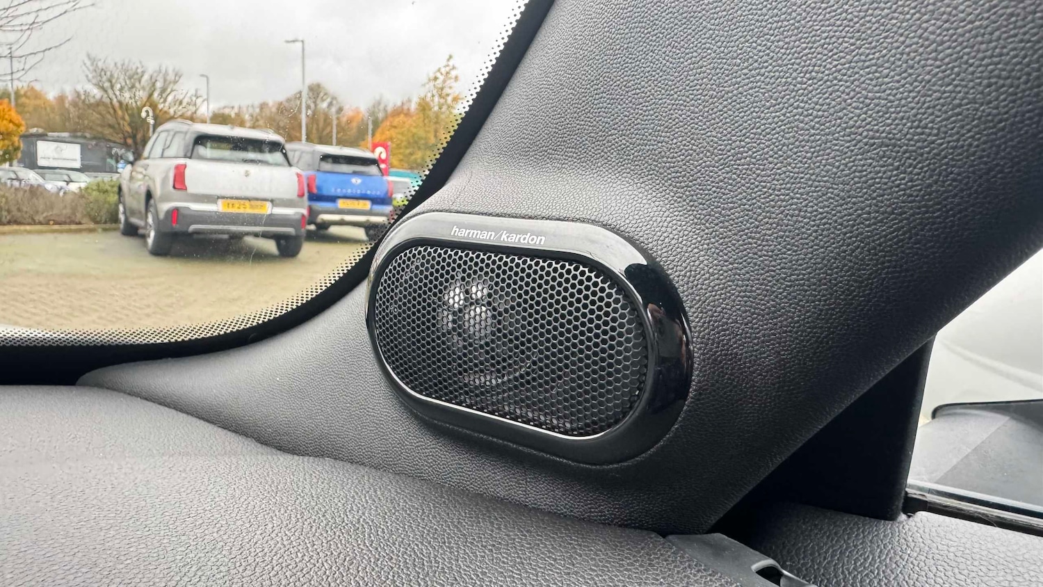 Used MINI Convertible 2017 for sale - 76553264: Photo 12