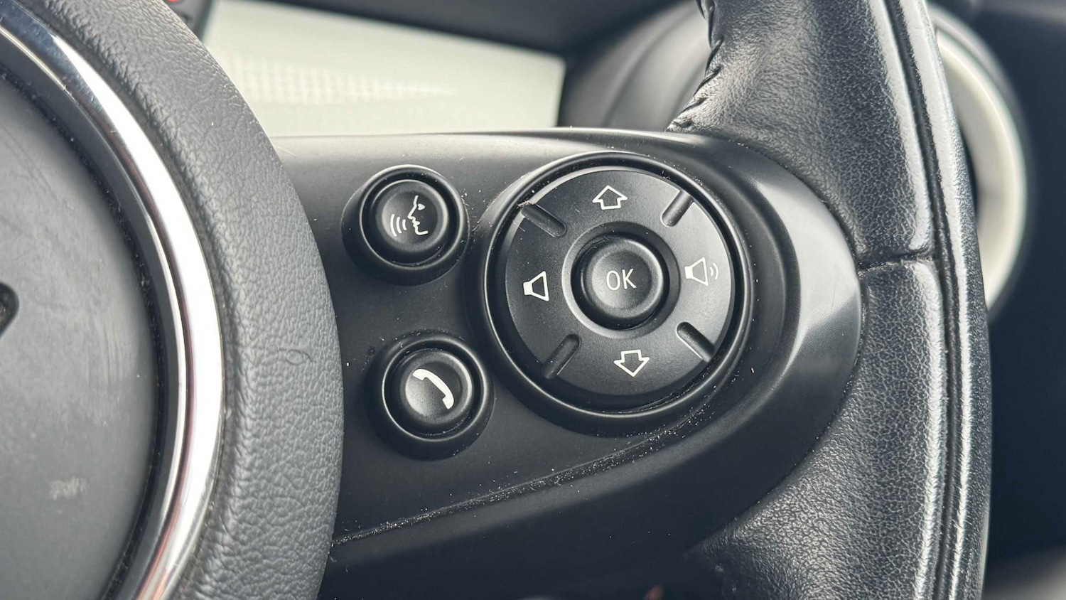 Used MINI Convertible 2017 for sale - 76553264: Photo 19