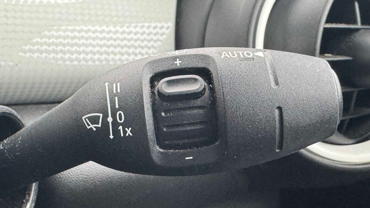 Used MINI Convertible 2017 for sale - 76553264: Photo 21