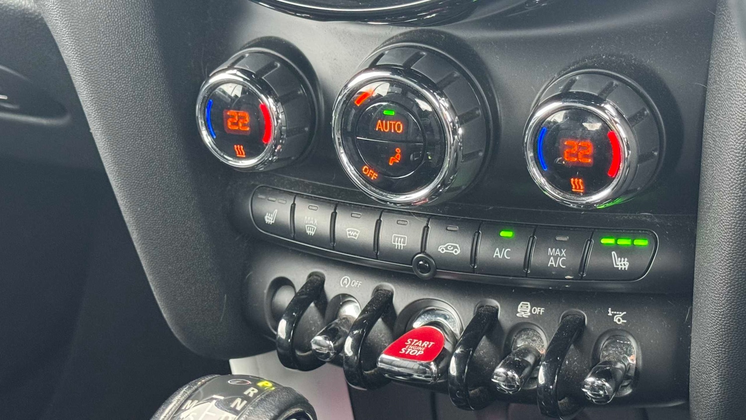 Used MINI Convertible 2017 for sale - 76553264: Photo 27