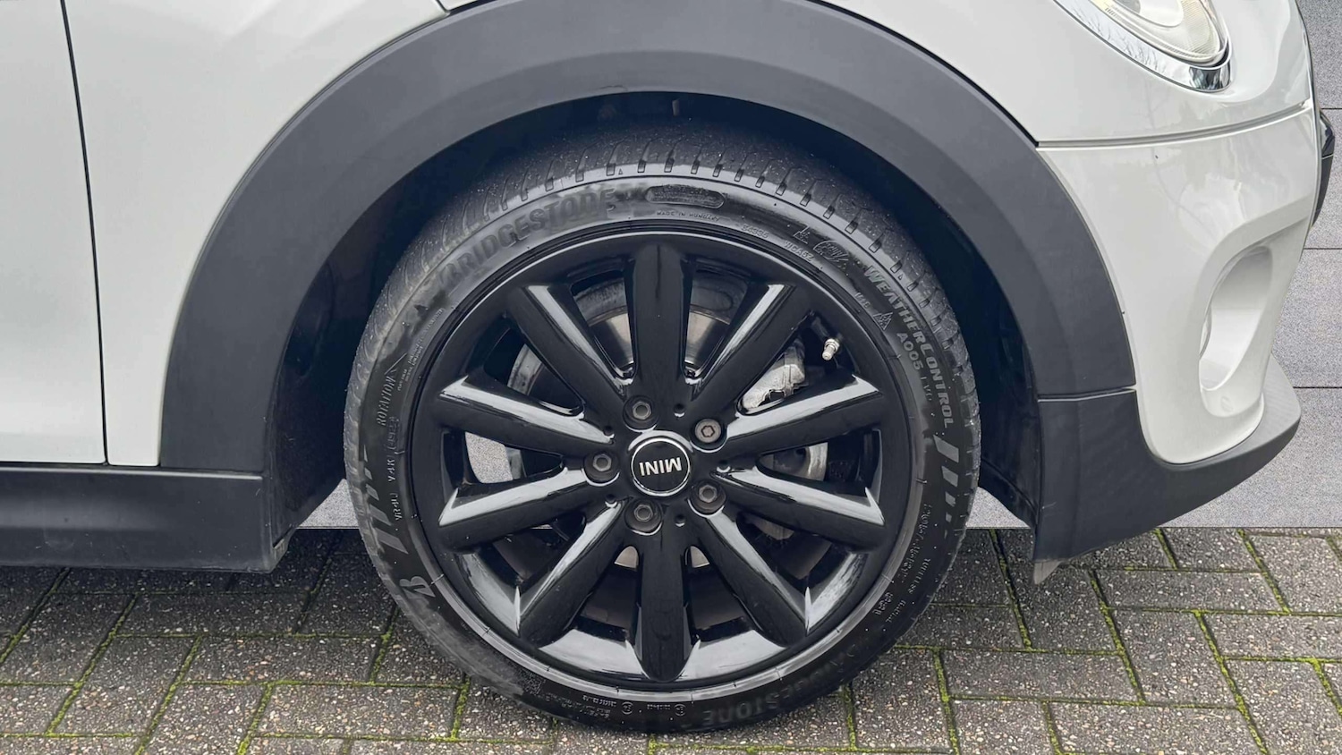 Used MINI Convertible 2017 for sale - 76553264: Photo 31