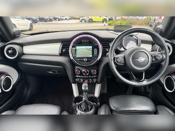 Used MINI Convertible 2017 for sale - 76553264: Photo