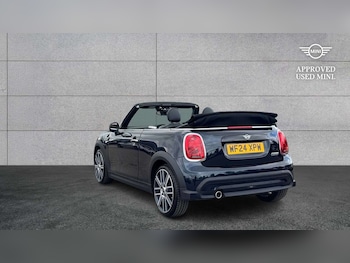 Used MINI Convertible 2024 for sale - 79637174: Photo