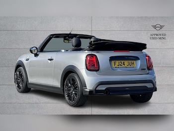 Used MINI Convertible 2024 for sale - 78351743: Photo