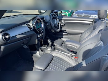 Used MINI Convertible 2024 for sale - 78351743: Photo