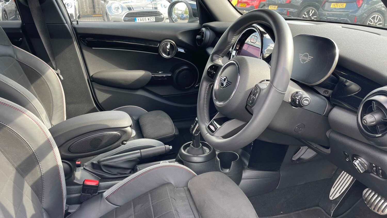 Used MINI Hatch 2024 for sale - 78208856: Photo 6