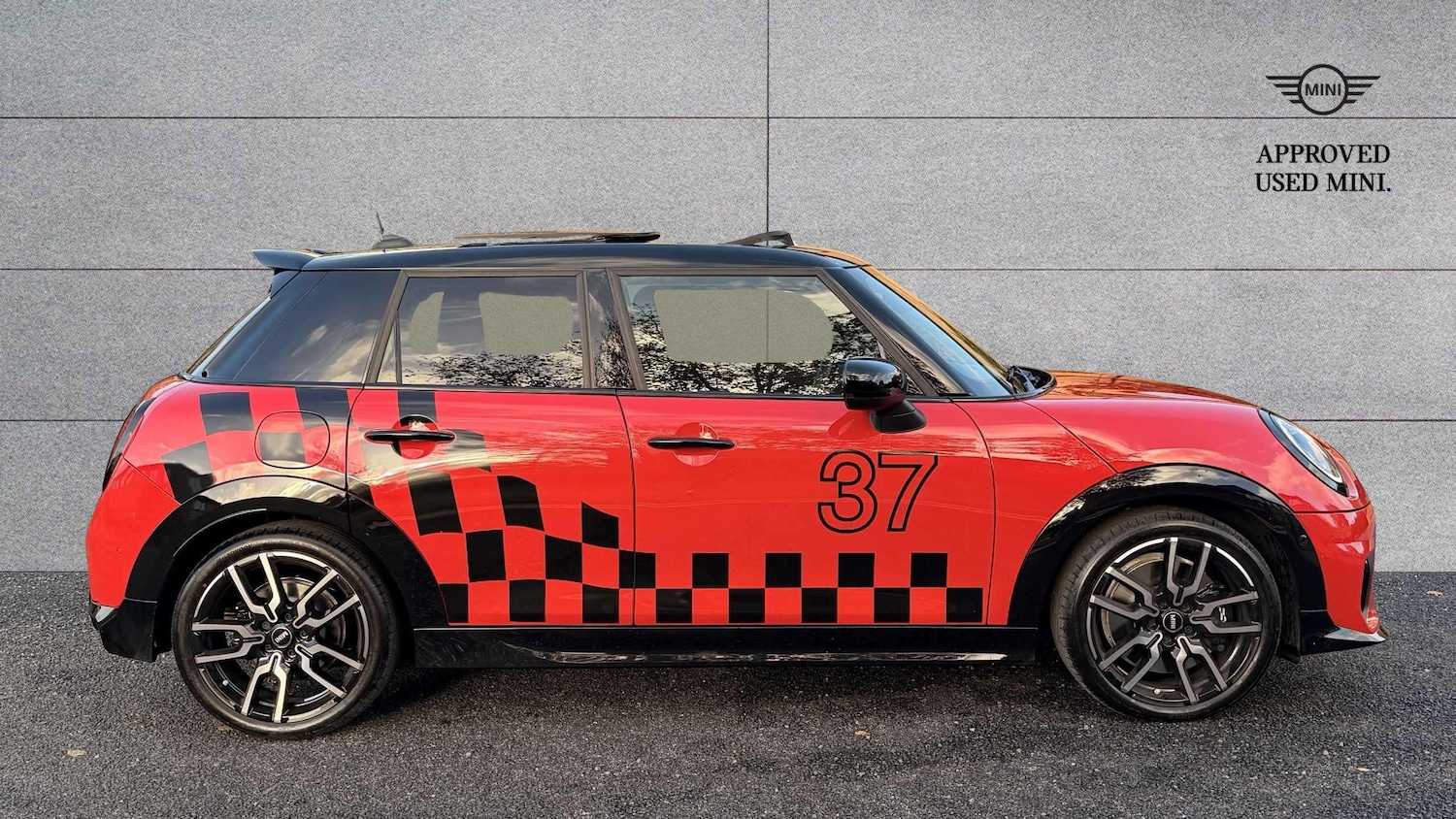 Used MINI Cooper 2025 for sale - 77270296: Photo 4