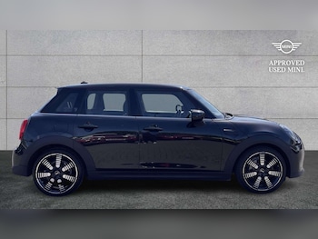 Used MINI Hatch 2023 for sale - 79486488: Photo
