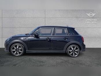 Used MINI Hatch 2023 for sale - 79486488: Photo