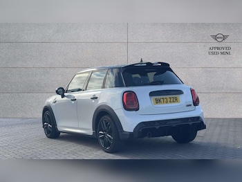 Used MINI Hatch 2023 for sale - 76230310: Photo 2