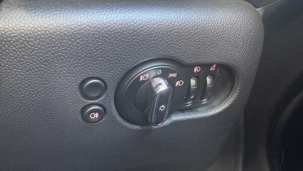 Used MINI Hatch 2023 for sale - 76230310: Photo 32