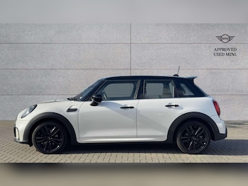 Used MINI Hatch 2023 for sale - 76230310: Photo 3