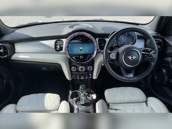Used MINI Hatch 2022 for sale - 75390536: Photo