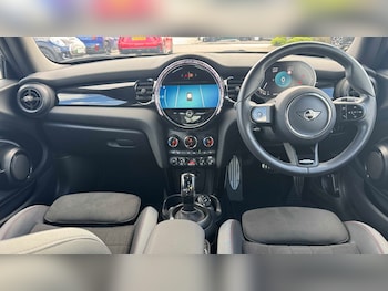 Used MINI Hatch 2023 for sale - 78278765: Photo