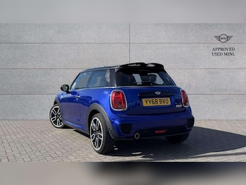 Used MINI Hatch 2018 for sale - 75903186: Photo