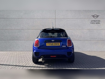 Used MINI Hatch 2018 for sale - 75903186: Photo