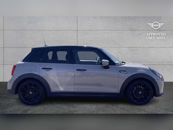 Used MINI Hatch 2022 for sale - 79486773: Photo