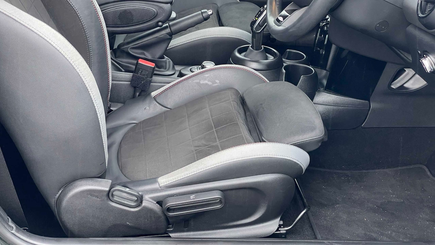 Used MINI Hatch 2024 for sale - 77373784: Photo 21