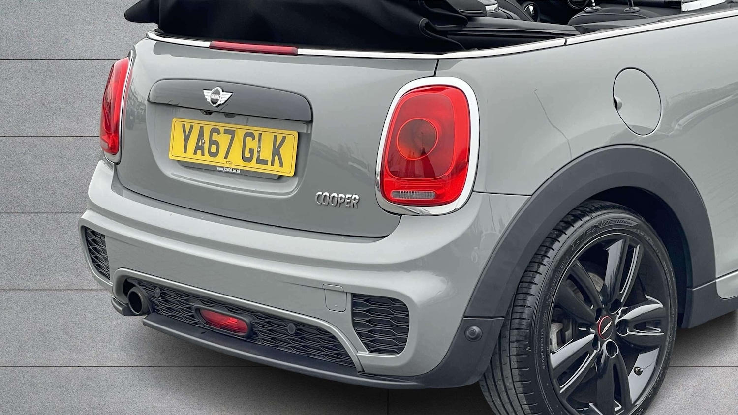 Used MINI Convertible 2017 for sale - 77995838: Photo 16