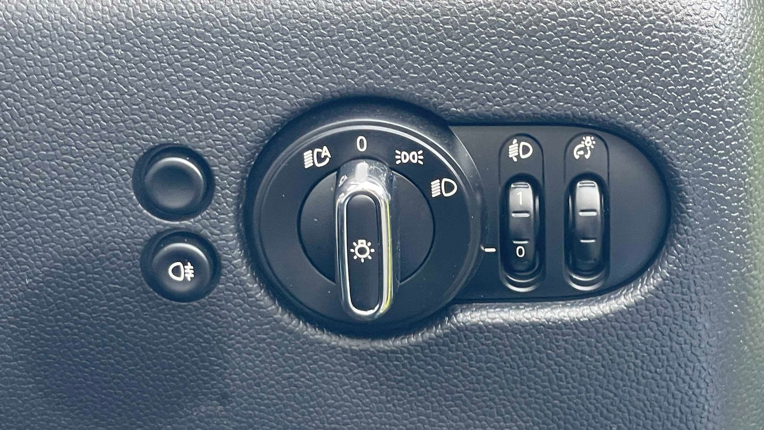 Used MINI Convertible 2023 for sale - 76488155: Photo 23